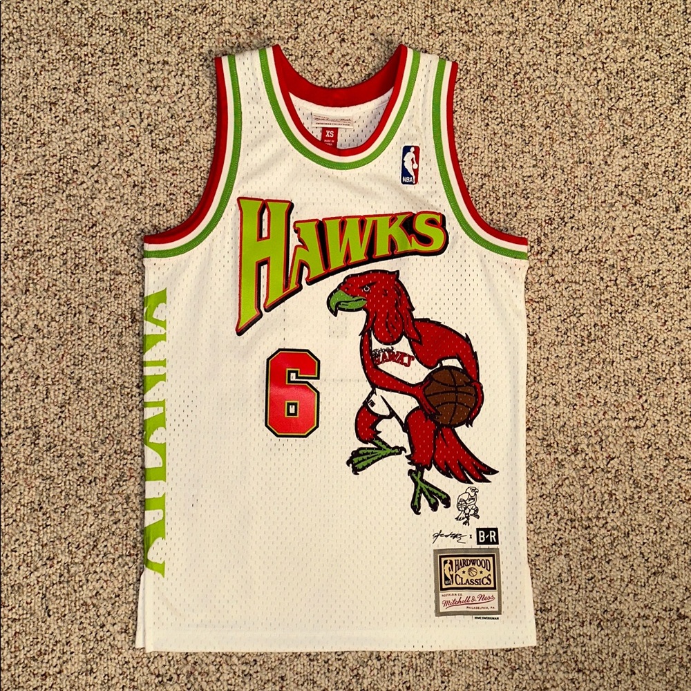 Mitchell & Ness Atlanta Hawks Hardwood Classics Swingman Jersey.
